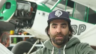 Dramático rescate de un piloto chubutense que tuvo que hacer un aterrizaje de emergencia en un lago congelado y pasó la noche en el lugar